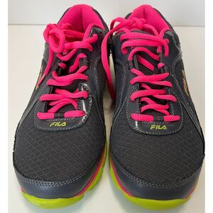Fila Prompt running trainers in grey/lime green/hot pink. Size 9.5 (W), 8.0 (M).